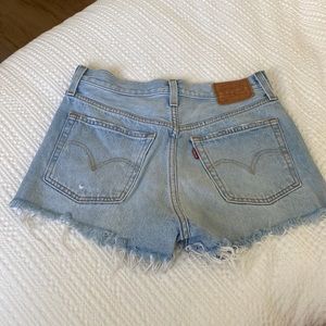 Levi shorts